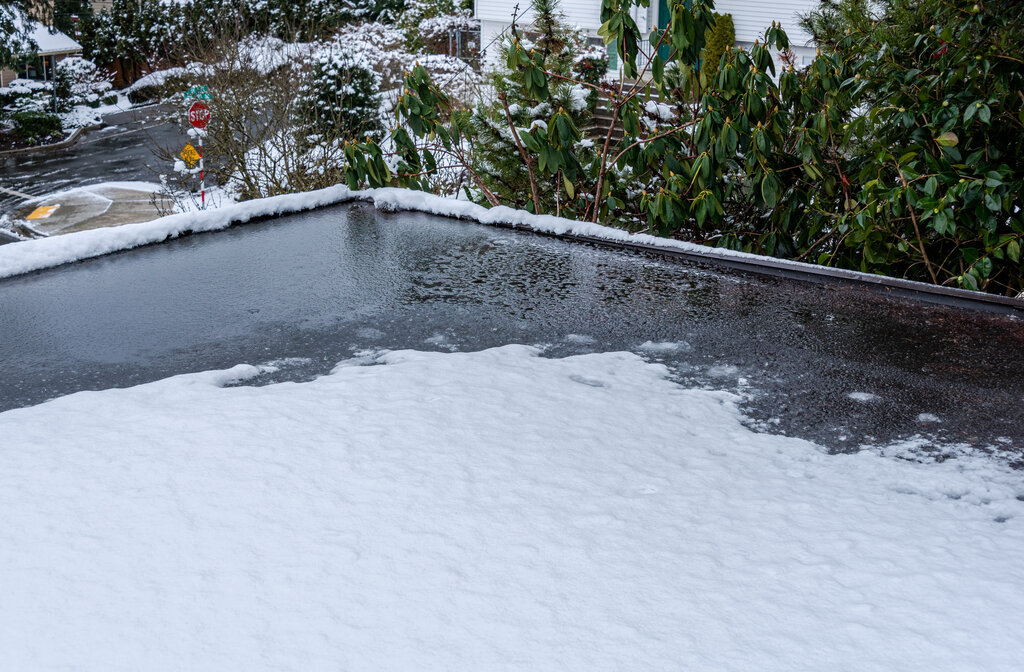 How to Restore Your Leaky Commercial Roof?
