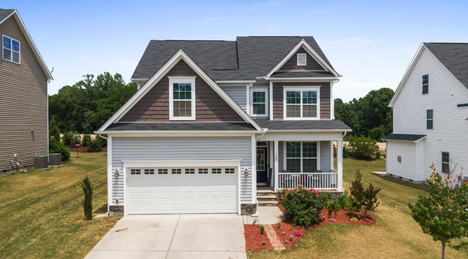 What to Expect During a Professional Garage Door Installation